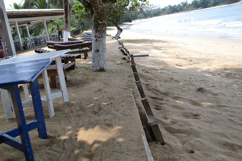 Hotel Tara Plage Kribi Exterior photo